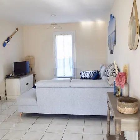 Hébergement de vacances Maison Moderne 4 Pers Pres Du Phare De Chassiron Avec Jardin Clos, Wifi, Et Proche - Fr-1-778-21